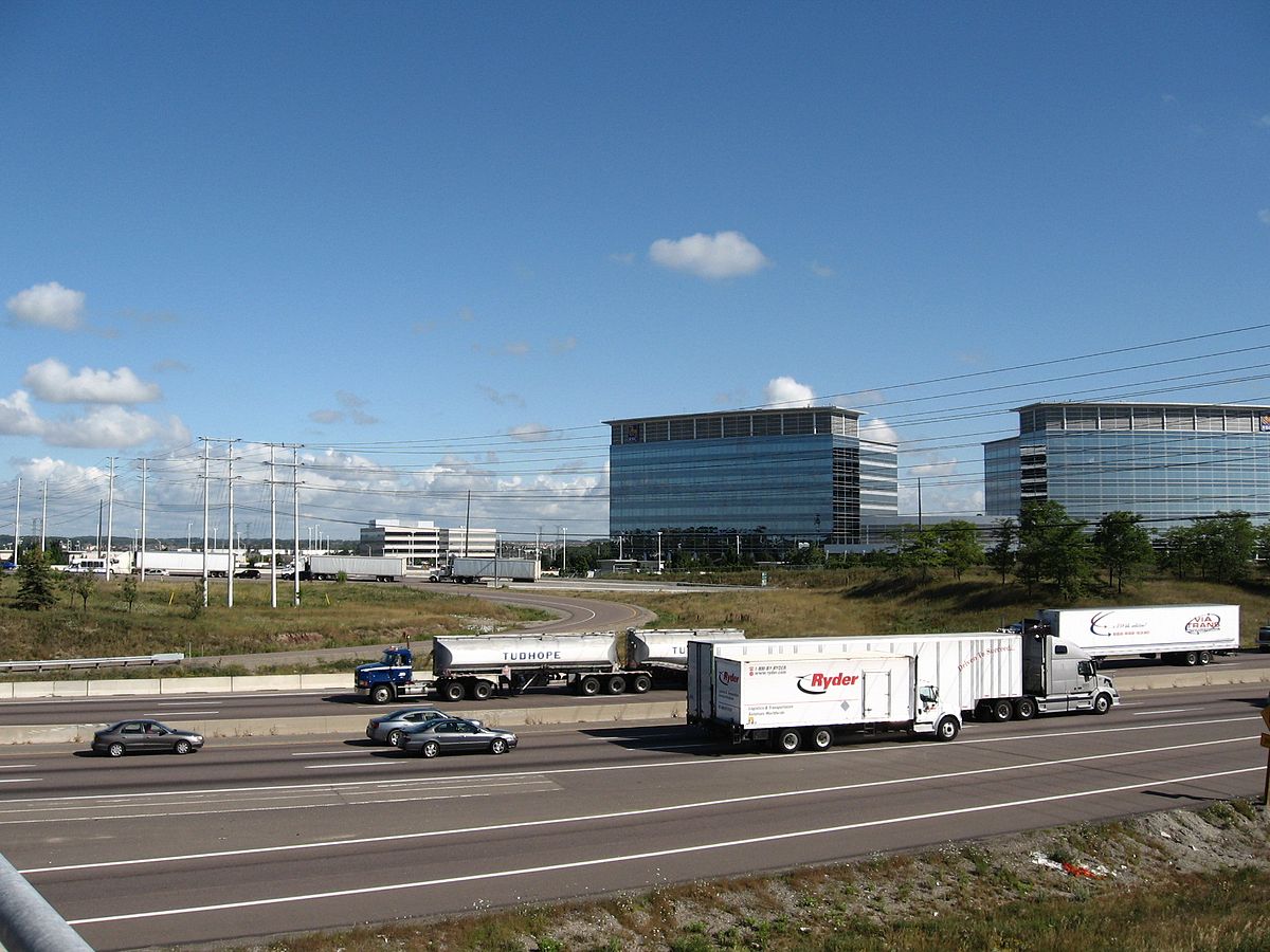Mississauga_Road_and_Highway_401