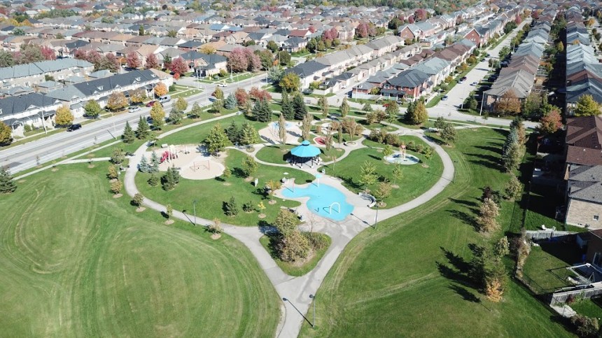 bc765ffa91faa23bd908dde71bec641a_-ontario-regional-municipality-of-york-richmond-hill-bayview-glen-dr-james-langstaff-community-parkhtml